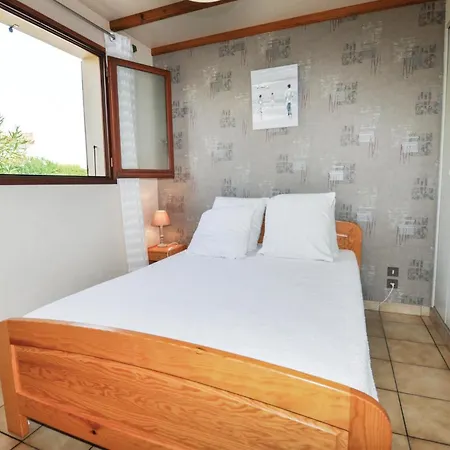 Сasa de vacaciones Two-bedroom In Marie